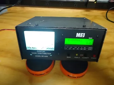 MFJ-828 Digital HF/6M (1.8 - 54MHz) SWR/Wattmeter With Frequency Counter • $39.99