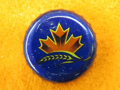 BEER Bottle Crown Cap ~ LABATT Brewing ~ Ontario CANADA Since 1934 ~ Maple Leaf • $3.50