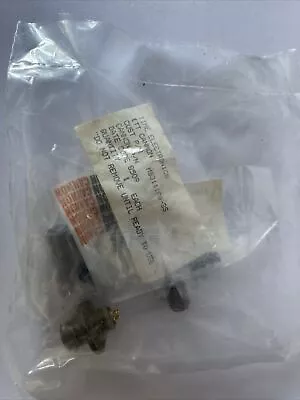 Military Connector NOS MILSPEC MS3111F-8-3S With GOLD Pins • $15