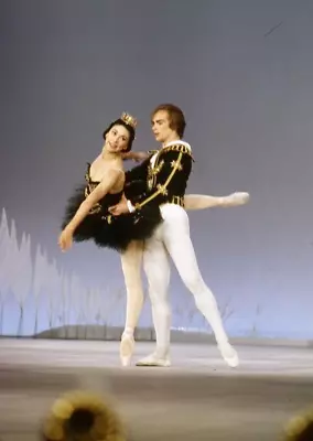 LR36A-16 RUDOLPH NUREYEV MARGOT FONTEYN Orig 35mm Slide  HOLLYWOOD PALACE  1965 • $9.99