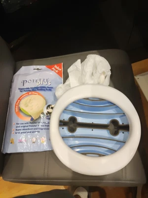£9 • Buy Potette Plus Fold Away Travel Potty And Toilet Adapter In One  And 9 Liners