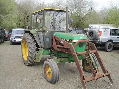 John Deere Tractor With Loader • £4750