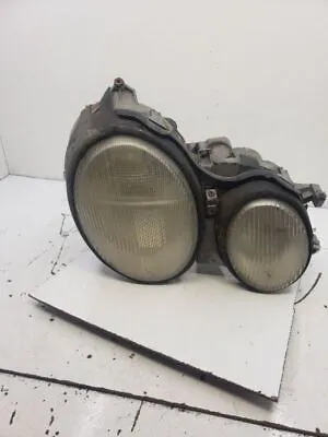 Passenger Headlight 208 Type Convertible CLK320 Fits 98-03 MERCEDES CLK 756244 • $184