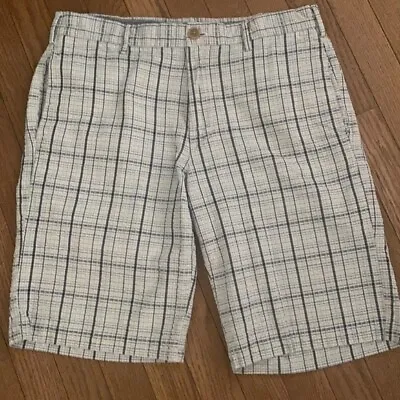 Izod Seersucker Plaid Shorts Men’s Size 32  White Blue 10” Inseam • $14.39
