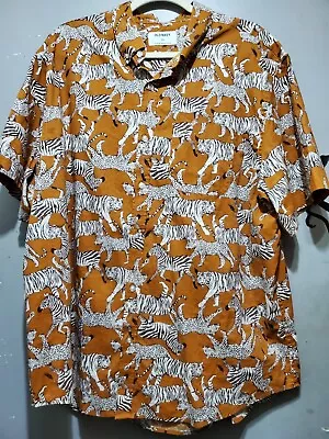 Old Navy Shirt Mens  XXL Zebra Tiger Shirt Sleeve • $16