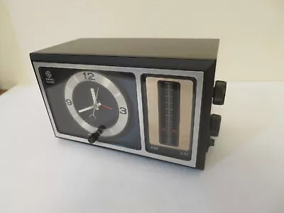 Vintage 1970s Retro GE General Electric AM/FM Radio Alarm Clock Model 7-4501 • $18