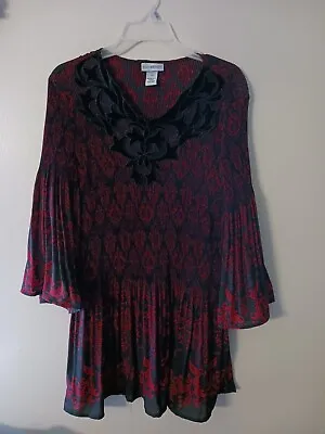 Catherines Red Black Accordian Pleated Embellished Neckline Top  Size 2X • $18.99