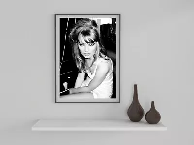 Kate Moss Black & White Wall Art Poster Choose Your Size • £10.55