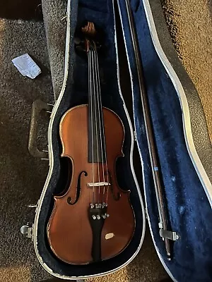 Used Viola 4/4 • $130