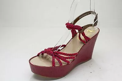 Miss Trish 6.5 Red Platform Sandals • $18