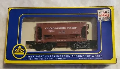 HO Scale AHM Ore Hopper #5273 G Chicago & North Western 121361 • $15.99