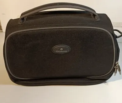 Samsonite - Beauty Case - Vanity Case - Travel Case  • £25