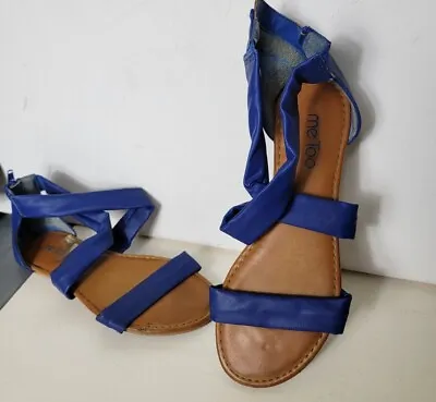 Me Too Open Toe Flat Sandals Womens 6 1/2 Blue Straps  • $17.16