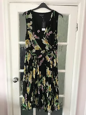 Ladies Dress DOROTHY PERKINS Black Multi Floral Pleated Knee Length  Sz 18 BNWT • £10