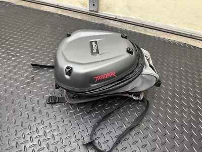 Triumph Tiger 800 & XC Motorcycle Tank Bag Inc Harness.....  • $80