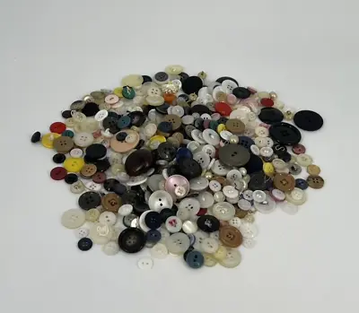 Vintage Sewing Buttons Unsorted Unresearched Mixed Lot Of 481 Different Sizes • $16.99