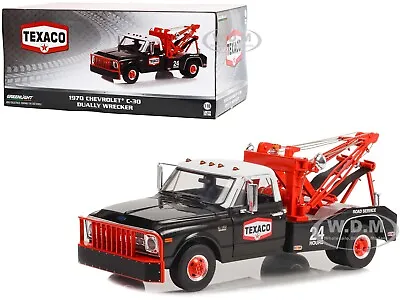 1970 Chevrolet C-30 Dually Tow Truck  Texaco  1/18 Diecast By Greenlight 13625 • $109.99