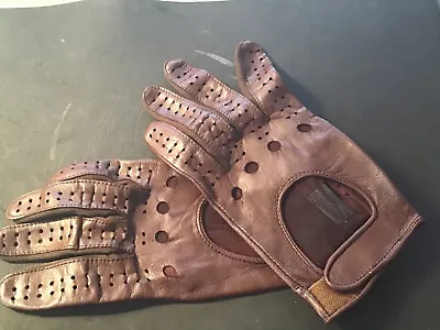 Vtg Women's Brown Leather Driving Gloves Size Medium Perforated Fingers • $25