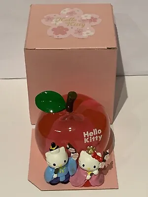 £86.46 • Buy Hello Kitty Light Up Glass Apple With King & Queen Kitty Sanrio 06 Made In Japan