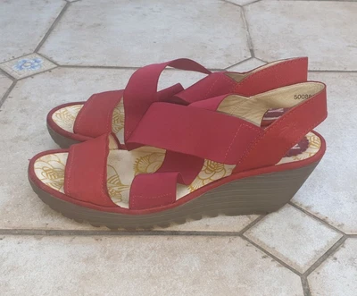 £30 • Buy Ladies YAJI Fly London Red Wedges Shoes - Size 40 UK 7