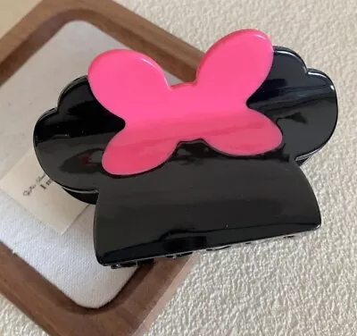 Minnie Mouse Disney Hair Claw Clip • $20