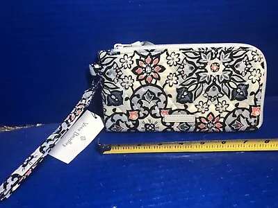 Vera Bradley RFID Tech Phone Wristlet Wallet Quilted Paisley New With Tag • $14
