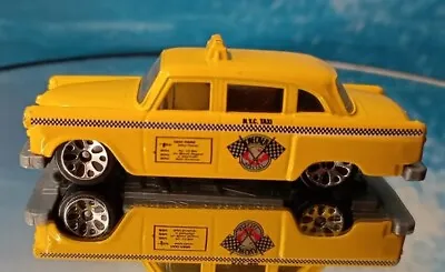 Matchbox Checker Cab N.Y.C Taxi Metropolis Cab Co. Yellow 1:62 2003 Mattel • $9.99