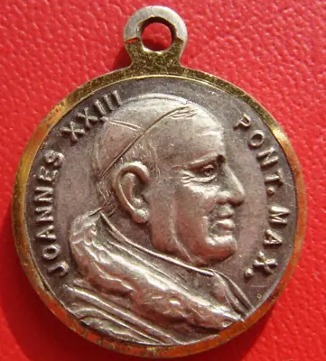 ITALY VATICAN OLD Giovanni XXIII JESUS COR HOLY BLESSED PAPAL MEDAL PENDANT • $40