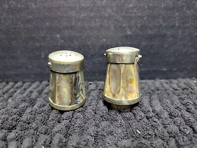 Vintage Mini Mother Of Pearl Lined Salt & Pepper Shakers Set. Twist Locking Lid • $16