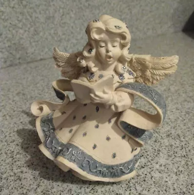 Sarahs Angels Carolina Singing Angel Figurine 2001 #30391 • $9