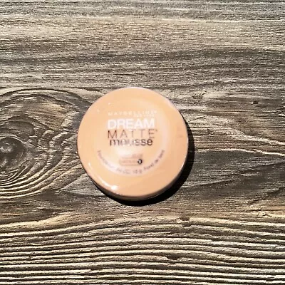 Maybelline New York Dream Matte Light Beige Medium 0 Mousse. • $15.99