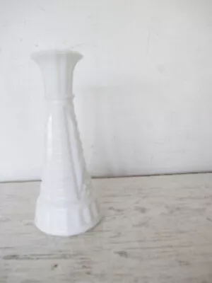 Vintage Milk Glass Bud Vase 6   Stars And Bars Anchor Hocking/Indiana #15 • $6.99
