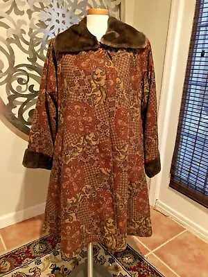 Maximilian Alta Moda Bloomingdale's Oversized Vintage Coat Fur Trim Size M • $350