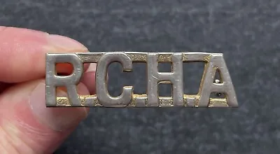 Genuine Canada Royal Canadian Horse Artillery Metal Shoulder Title • £6