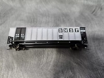 N Scale BNSF 668207 Coal Porter Ore/Coal Wagon Grey • $10