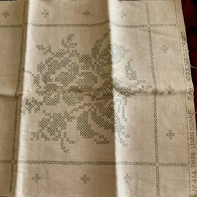 Vintage Vogue Pure Linen Dresser Scarf Stamped Embroidery Flowers  Trellis • $18