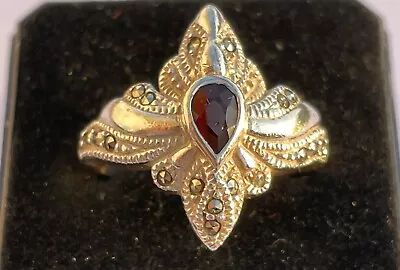 Vintage 925 Sterling Silver Red Stone Marcasite Design Ring 5.7g Sz 8 • $14.03