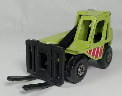 1977 Matchbox FORK LIFT TRUCK Green MADE IN Thailand 1:64 • $4