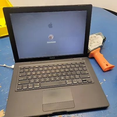 Apple MacBook A1181 13.3  Laptop • $35