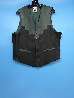 Vintage GRIZZLY Outfitters Men's Green Leather Wool Western Cowboy Vest Size: M • $32