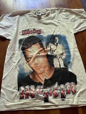 Ricky Martin  Livin La Vida Loca  Rap Tee T-Shirt Men's Small 1999 VTG Original • $45