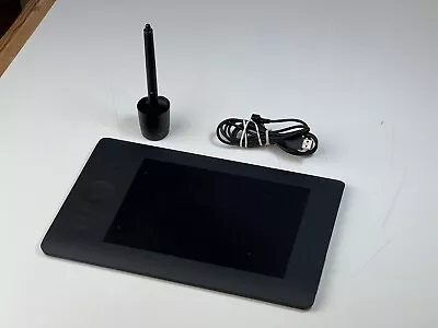 Wacom Intuos5 Touch Small Pen Tablet (PTH450) - Black • $49