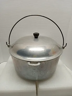 Vtg Majestic Cookware Dutch Oven.  Heavy Alum Lid And Handle 5 Qt 10  Diameter • $45.90