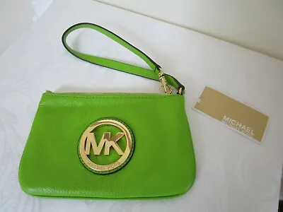 Michel Kors Green Pebble Leather Fulton Wristlet Wallet NWT • $46