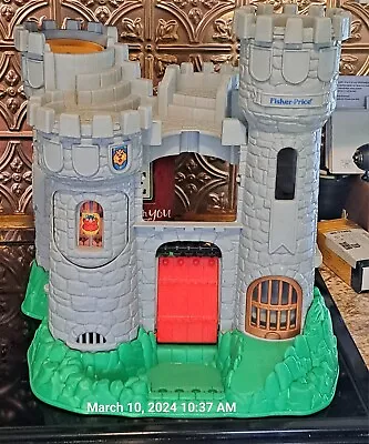 Fisher-Price Vintage 1994 Great Adventures Castle Playset 7110 • $75