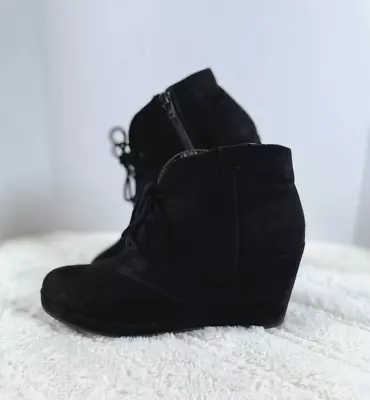 Merona Black Faux Suede Tie Front Wedge Ankle Zip Booties Women's 9 • $25