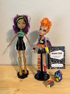 Monster High Clawdeen Wolf Howleen Wolf 2-pack Signature W/ Hedgehog & Backpack • $95