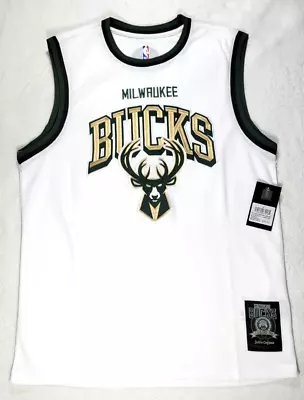 Milwaukee Bucks NBA Jersey MEDIUM - -WHITE • $24.99