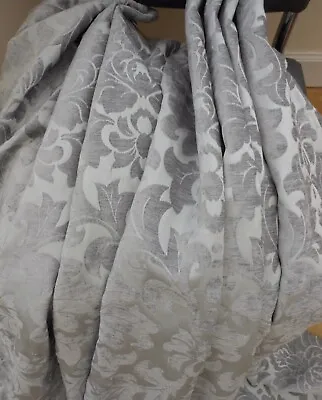 Bnwot Stunning Velvet/  Chenille Silver/ Grey Jacquard Damask Curtains • £45