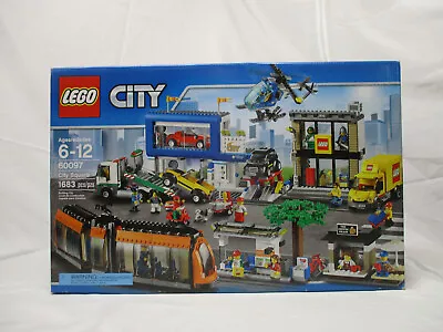 $215 • Buy Lego City Square Set 60097 - New In Sealed Box - Green Futuron Space Minifigure!
